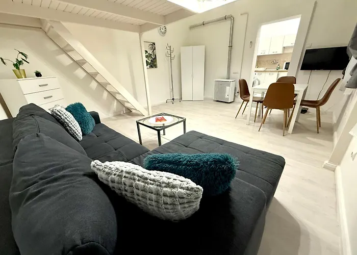 Detty Free Ac, Free Coffee, Next The Astoria, On The Famous Dohany Street Appartement Boedapest